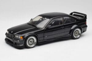 BMW E36 M3 GTR Street Cosmos Schwarz UT Models 1:18 20481 Druckguss