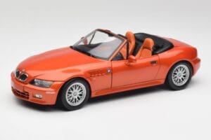 BMW Z3 E36 2.8 Phoenix Orange UT Models 1:18 BMW Z3 E36 2.8 Phoenix Orange UT Models 1:18 20442 Druckguss