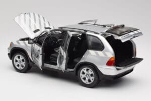 BMW X5 E53 3.0d Service Mobil Kyosho 1:18 80430305646 Druckguss — Bild 5 von 8