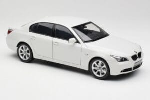 BMW E60 545i Alpine Weiß Kyosho 1:18 08591W Druckguss — Bild 6 von 8