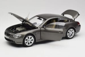 BMW 6 E63 Coupe Hellbronze Kyosho 1:18 80430153283 Druckguss — Bild 2 von 8