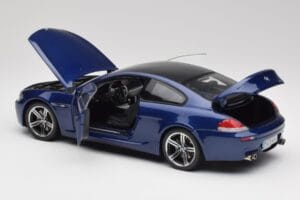 BMW M6 E63 Blau Kyosho 1:18 80430413351 Druckguss — Bild 5 von 8