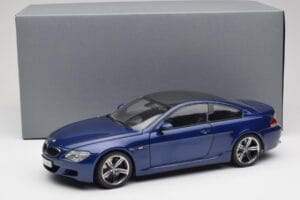 BMW M6 E63 Blau Kyosho 1:18 80430413351 Druckguss — Bild 8 von 8