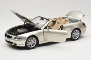 BMW 6 Series E64 Cabriolet Mineral Silver Metallic Kyosho 1:18 80430153437 Druckguss — Bild 2 von 9