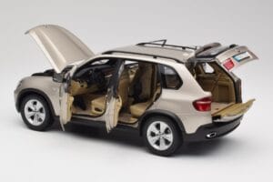 BMW X5 E70 4.8i Platinum Bronze Metallic Kyosho 1:18 80430413413 Druckguss — Bild 5 von 8