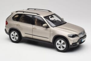 BMW X5 E70 4.8i Platinum Bronze Metallic Kyosho 1:18 80430413413 Druckguss — Bild 6 von 8