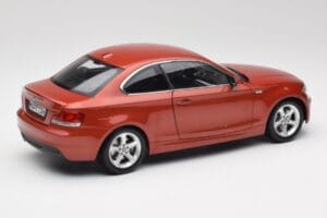 BMW 1 E82 Coupe Orange Kyosho 1:18 80430427064 Druckguss — Bild 3 von 8