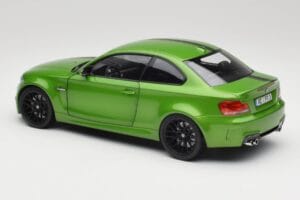 BMW 1er E82 Coupe Taiga Green Metallic Minichamps 1:18 110020024 Druckguss — Bild 7 von 8