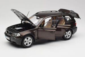 BMW X3 E83 3.0d Dunkelbraun Metallic Kyosho 1:18 80430300736 Druckguss — Bild 2 von 8