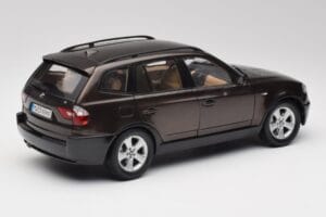 BMW X3 E83 3.0d Dunkelbraun Metallic Kyosho 1:18 80430300736 Druckguss — Bild 3 von 8