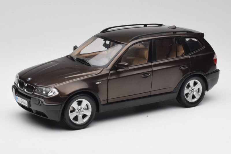 BMW X3 E83 3.0d Dunkelbraun Metallic Kyosho 1:18 80430300736 Druckguss