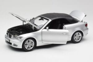 BMW 135i E88 Cabriolet Titan Silber Kyosho 1:18 80430427021 Druckguss — Bild 2 von 8