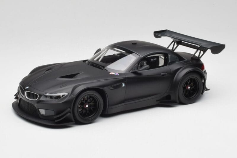 BMW Z4 E89 GT3 Matt Schwarz Minichamps 1:18 151122304 Druckguss