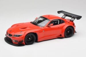BMW Z4 E89 GT3 Rot Minichamps 1:18 151122300 Druckguss