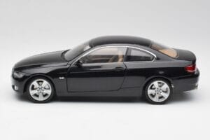 BMW 3 E92 Coupe Schwarz Kyosho 1:18 80430407222 Druckguss — Bild 4 von 8