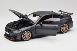 BMW M4 F82 GTS Frozen Grau Minichamps 1:18 80432411555 Druckguss — Bild 2 von 8