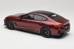 BMW M850i G15 M Performance Melbourne Red Metallic GT Spirit 1:18 GT493 Resin — Bild 5 von 6