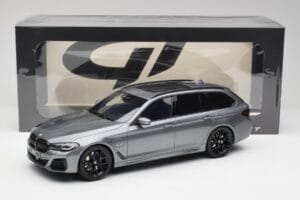 BMW G61 530e M Sport Touring Mineral Grau GT Spirit 1:18 GT485 Resin — Bild 6 von 6