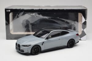 BMW M4 G82 Brooklyn Grau Minichamps 1:18 155020124 Druckguss — Bild 6 von 6