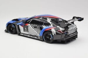 BMW M4 GT3 G82 #1 Test Version 2021 Minichamps 1:18 113222003 Druckguss — Bild 7 von 8