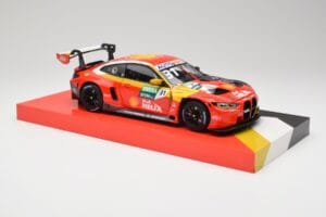BMW M4 GT3 G82 #31 S. van der Linde Team Schubert DTM Champion 2022 Minichamps 1:18 113222331 Druckguss — Bild 6 von 8