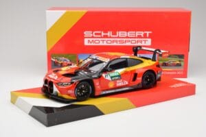 BMW M4 GT3 G82 #31 S. van der Linde Team Schubert DTM Champion 2022 Minichamps 1:18 113222331 Druckguss — Bild 8 von 8