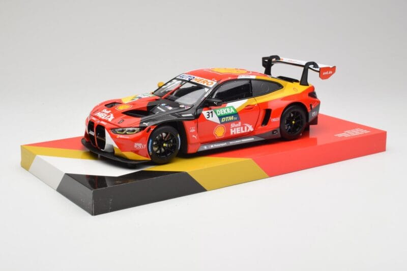 BMW M4 GT3 G82 #31 S. van der Linde Team Schubert DTM Champion 2022 Minichamps 1:18 113222331 Druckguss