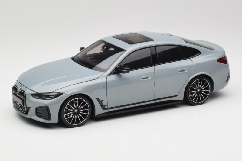 BMW i4 G26 Grey Metallic Minichamps 1:18 110023010 Druckguss