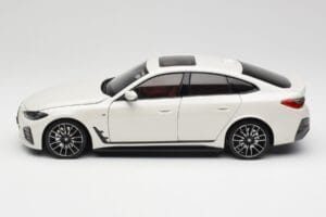 BMW i4 M50 G26 Alpine White Minichamps 1:18 110023011 Druckguss — Bild 4 von 8