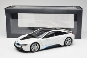 BMW i8 Crystal Weiß Paragon 1:18 80432336841 Druckguss — Bild 8 von 8