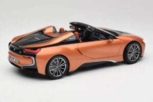 BMW i8 Roadster E-Kupfer Minichamps 1:18 80432454784 Druckguss — Bild 2 von 6