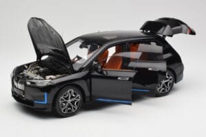 BMW iX Sapphire Black Minichamps 1:18 110023101 Druckguss — Bild 2 von 8