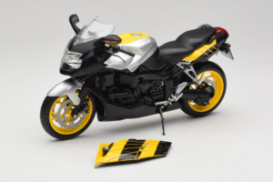 BMW K1200S Gelb Schwarz Minichamps 1:10 80430309224 Druckguss — Bild 2 von 8