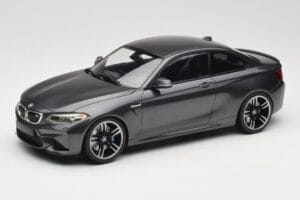 BMW M2 F87 Grey Metallic Minichamps 1:18 155026102 Druckguss