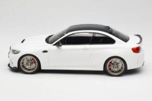 BMW M2 F87 CS Alpine White Goldene Felgen Minichamps 1:18 155021020 Druckguss — Bild 3 von 6