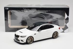 BMW M2 F87 CS Alpine White Goldene Felgen Minichamps 1:18 155021020 Druckguss — Bild 6 von 6