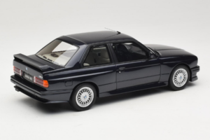 BMW M3 E30 Europameister Macau Blue Otto 1:18 OT1216 Druckguss — Bild 2 von 6