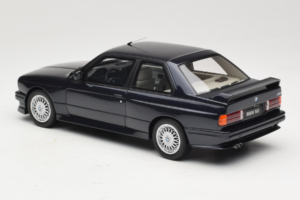 BMW M3 E30 Europameister Macau Blue Otto 1:18 OT1216 Druckguss — Bild 5 von 6