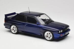 BMW M3 E30 Macau Blue IXO 1:18 18CMC122 Druckguss — Bild 4 von 6