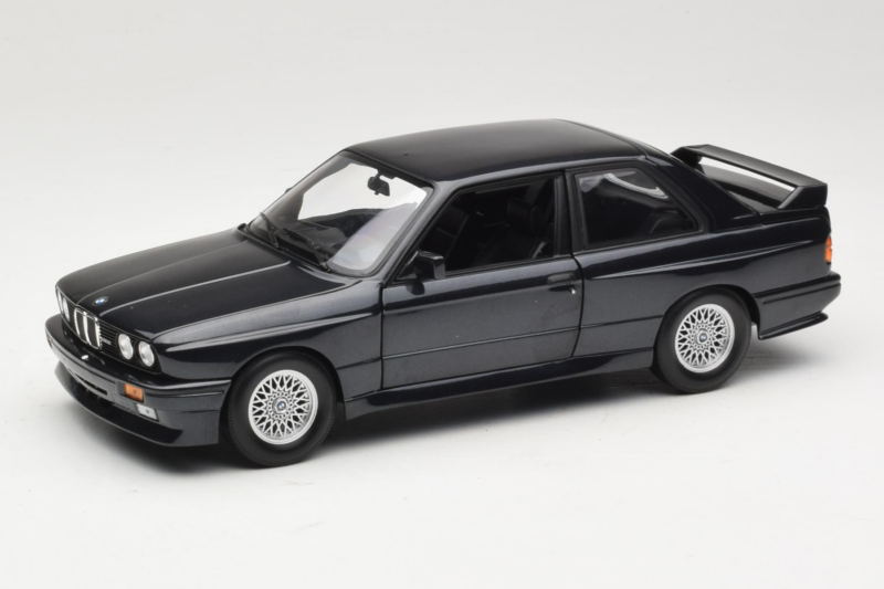 BMW M3 E30 Sport Evolution Blue Metallic Minichamps 1:18 180020308 Druckguss