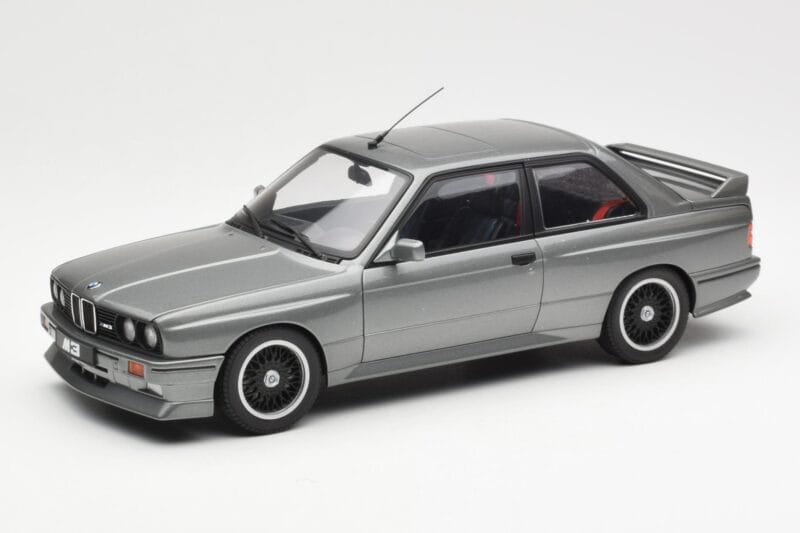 BMW M3 E30 Sport Evolution Cecotto Grau AUTOart 1:18 70567 Druckguss