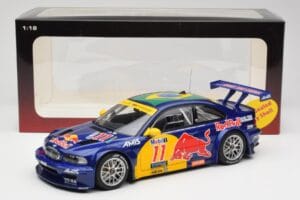 BMW M3 E46 GTR #11 Red Bull Interlagos 2005 AUTOart 1:18 80645 Druckguss — Bild 6 von 6