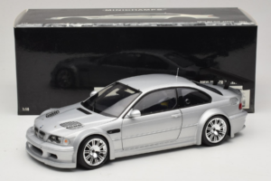 BMW M3 E46 GTR Street Silber Minichamps 1:18 100012100 Druckguss — Bild 8 von 8