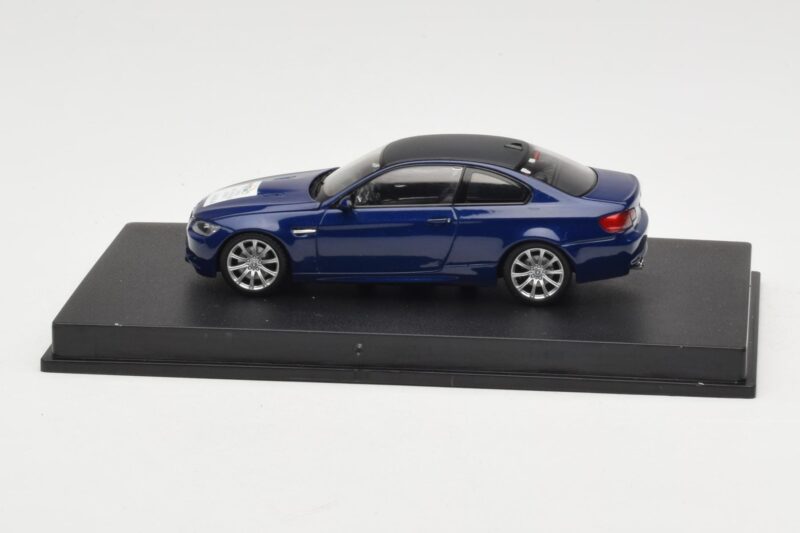 BMW M3 E92 Blue Metallic IAA Minichamps 1:43 80420431647 Druckguss
