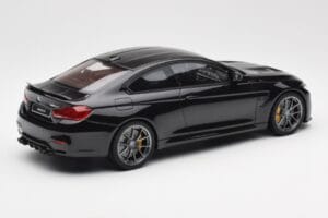 BMW M4 F82 CS Schwarz GT Spirit 1:18 GT845 Resin — Bild 2 von 6