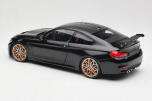 BMW M4 F82 GTS Sapphire Black Metallic Minichamps 1:18 110025220 Druckguss — Bild 7 von 8