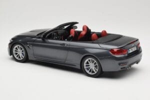 BMW M4 F83 Cabriolet Mineral Grey Paragon 1:18 80432339610 Druckguss — Bild 7 von 8