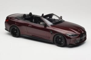 BMW M4 G83 Cabrio Rot Metallic Minichamps 1:18 155021032 Druckguss — Bild 4 von 6