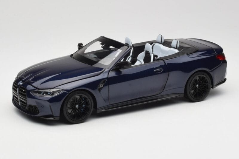 BMW M4 G82 Cabriolet Blau Metallic Minichamps 1:18 110021031 Druckguss