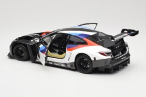 BMW M4 G82 GT3 Presentation 2021 Minichamps 1:18 80435A5D002 Druckguss — Bild 5 von 8